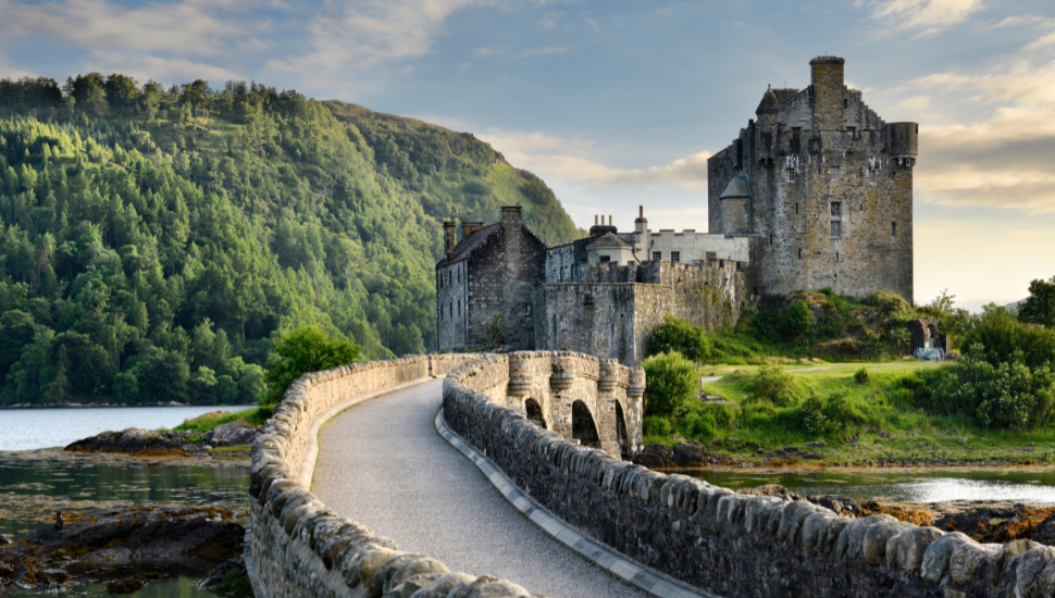 Eilean Donan Castle, Scottish Highlands Scotland UK