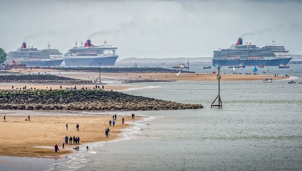 Cruise ships in Liverpool