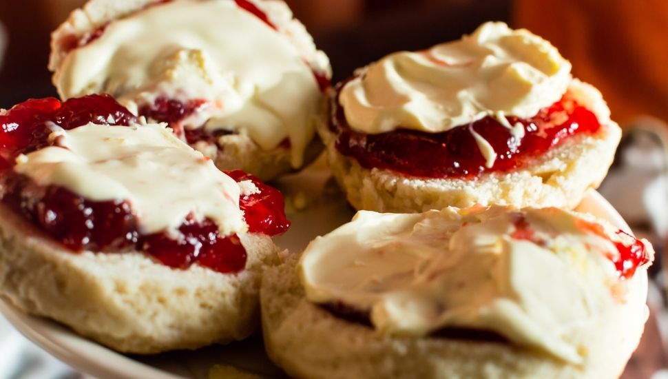 Devon cream tea scones